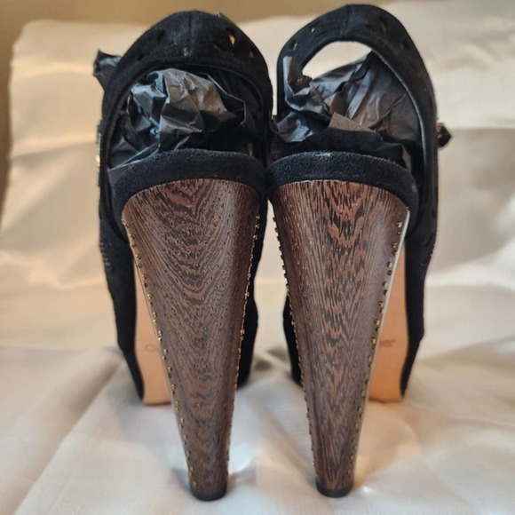 Jimmy Choo‎ Suede Lasercut Slingback Sandals in Black Size 37.5 - Picture 7 of 9